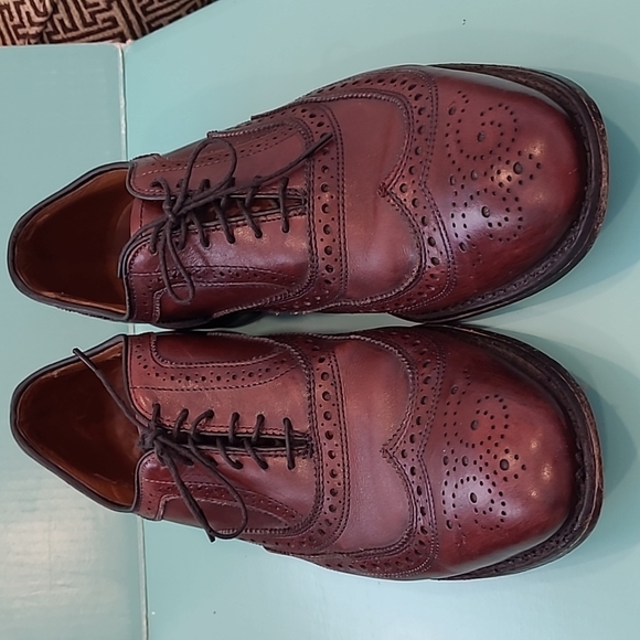 Allen Edmonds Brown Leather Wingtip Oxfords Dress Shoes size 11 - Picture 3 of 7